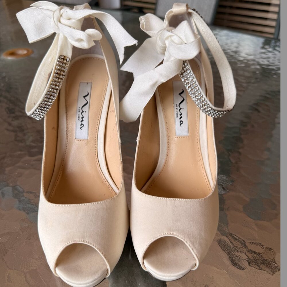 Nina Womens Karen- LS Dress Pumps (EUR 38/ 7.5 US)